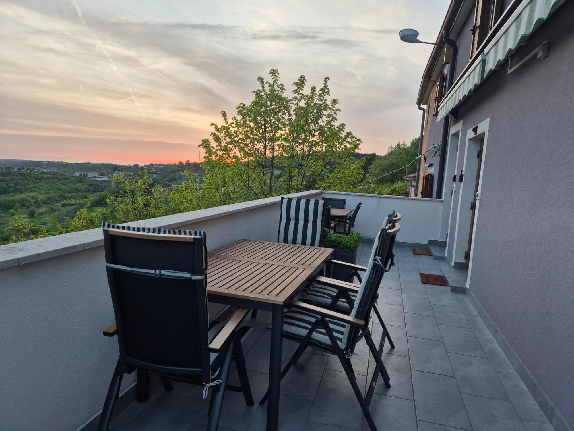 Apartment Bellavista Grožnjan Екстериор снимка